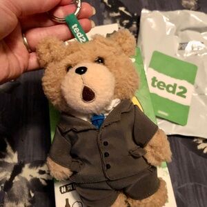 POPMART Ted2 secret bear , suit bear